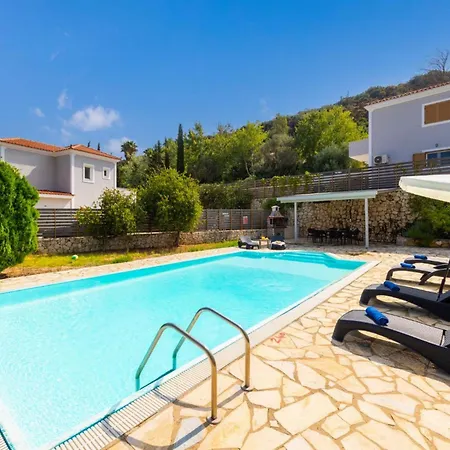 Olga فيلة كاتيليوس