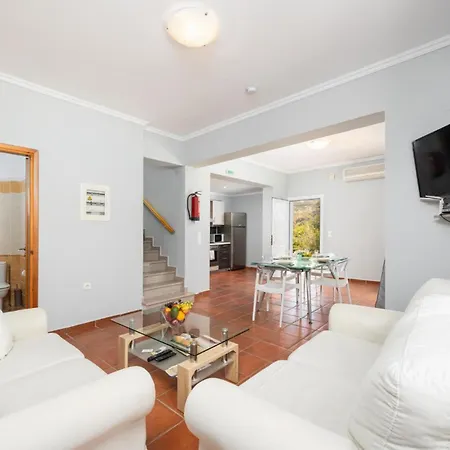 Olga كاتيليوس