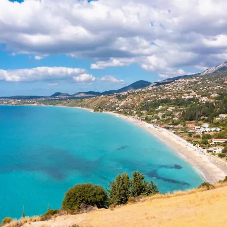 فيلة Olga كاتيليوس